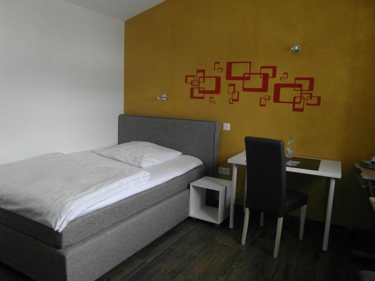 Hotel Am Donaubogen Sarching Dış mekan fotoğraf
