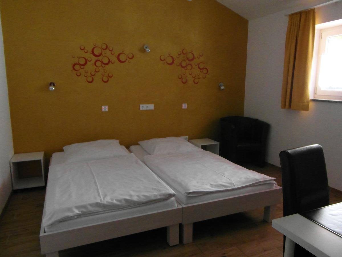 Hotel Am Donaubogen Sarching Dış mekan fotoğraf