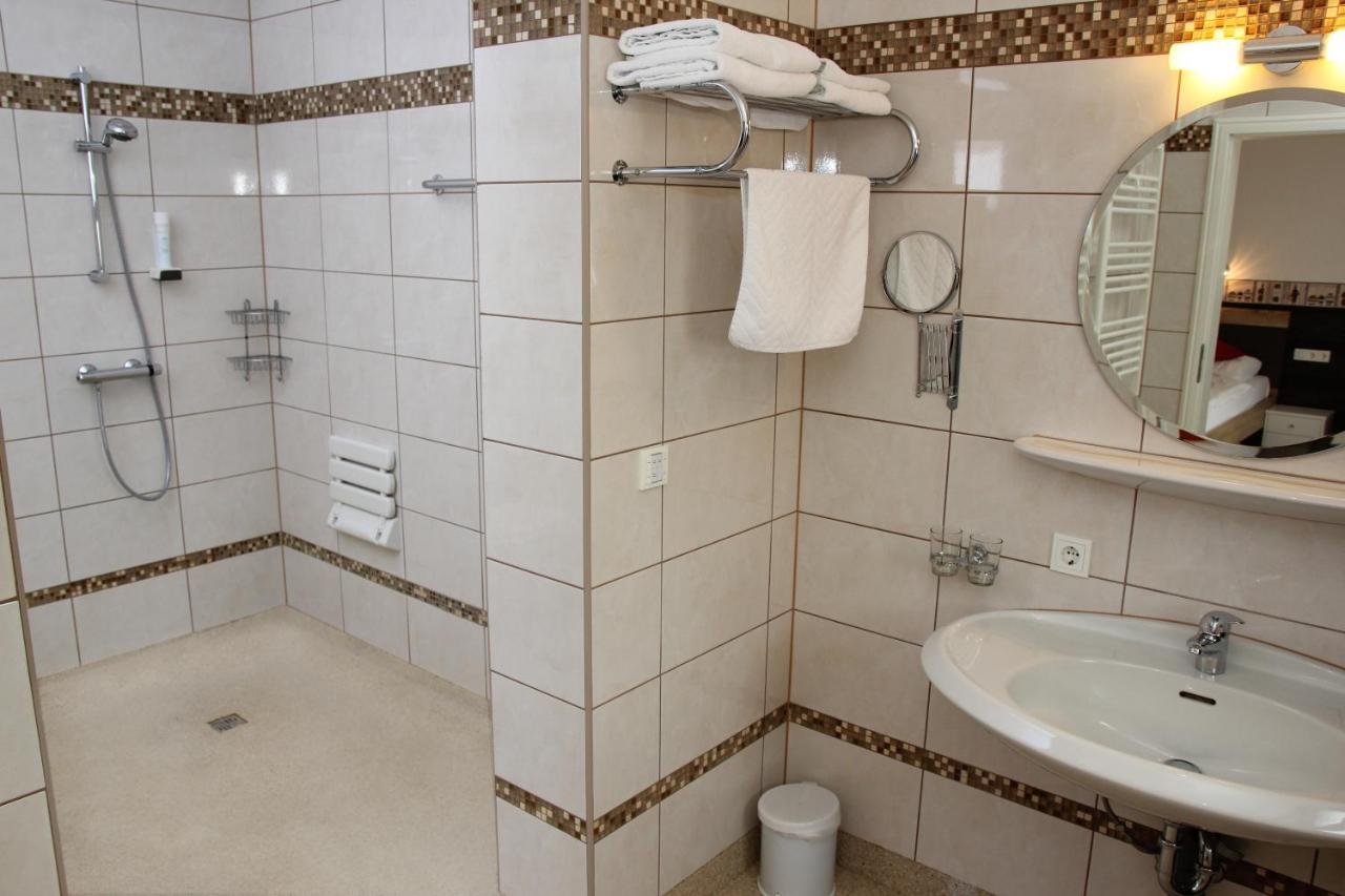 Hotel Am Donaubogen Sarching Dış mekan fotoğraf