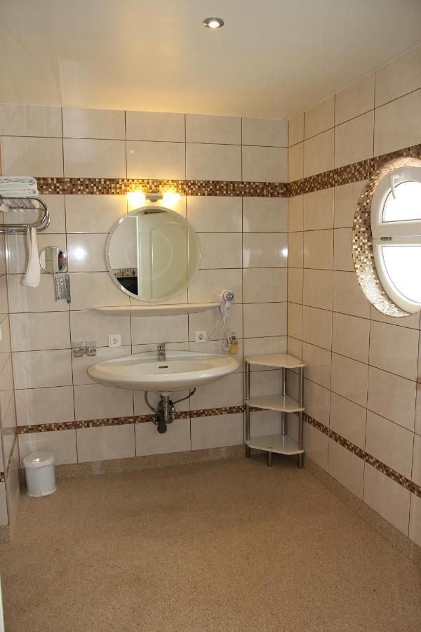 Hotel Am Donaubogen Sarching Dış mekan fotoğraf